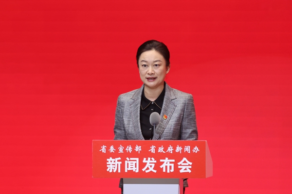 黑龙江省文旅厅党组成员、副厅长钟华。石启立摄