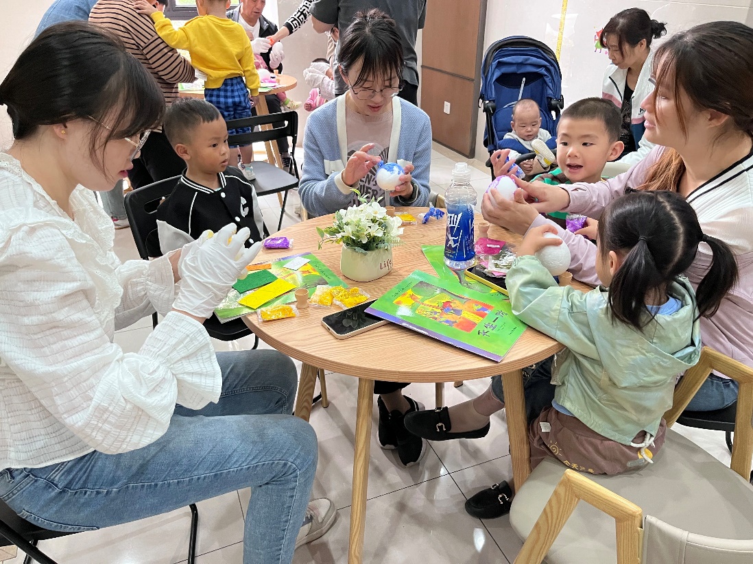 “睦邻共享客厅”