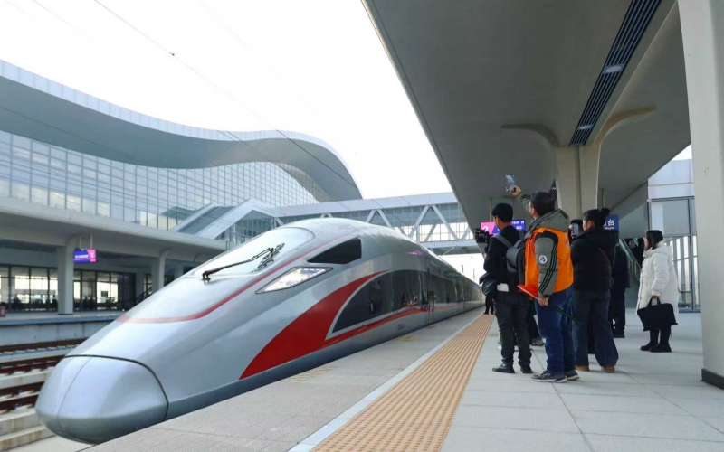 孝感市汉川北站开通运营。