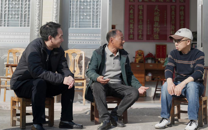 洪湖烟草春节前慰问陈湾村村民